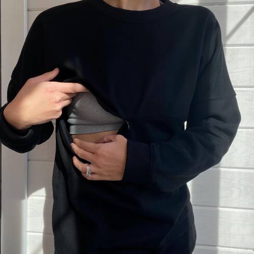 Breastfeeding Friendly Sweatshirt, Nursing Apparel for Breastfeeding and Pumping Moms, Breastfeeding Friendly Chest Zipper Sweatshirt.