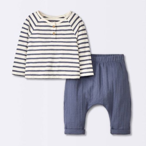 Baby Boys' Striped Jersey T-shirt & Pants Set - Cloud Island™ Brown Newborn