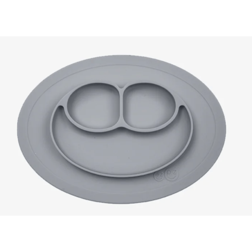 The Mini Mat by ezpz / Self-Suctioning Silicone Plate + Placemat