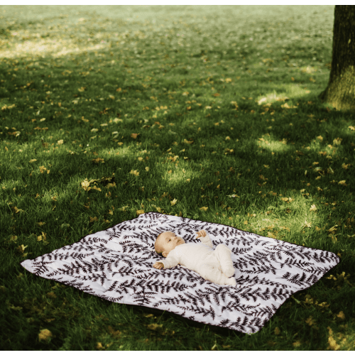 Etta Loves Outdoor Reversible Playmat