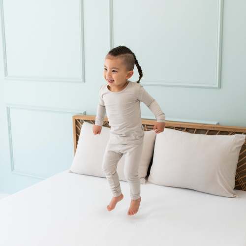Long Sleeve Pajamas in Oat | Bamboo Pajamas | Kyte Baby