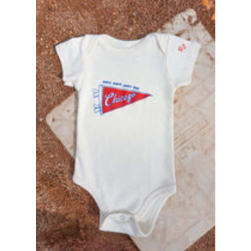 Chicago Pennant Onesie – Alice & Wonder