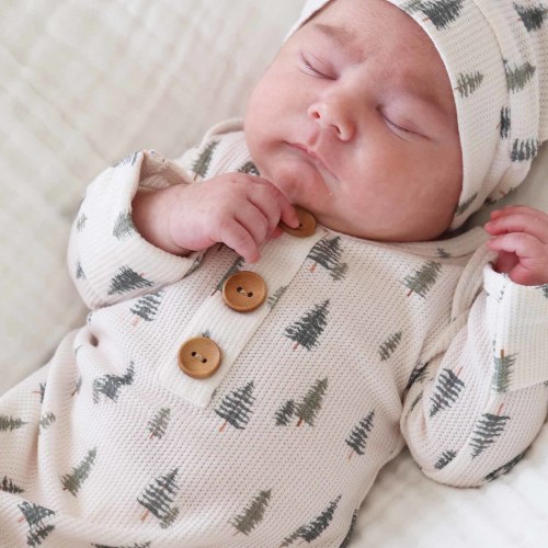 Evergreen Bamboo Waffle Newborn Baby Knot Gown & Hat Set