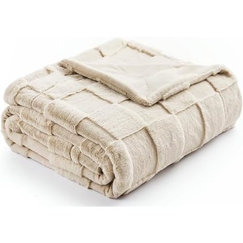 Cozy Bliss Tan Checkered Faux Rabbit Fur Throw Blanket, Lightweight Fleece Soft Fuzzy Fluffy Minky Furry Blankets for Couch, Bed (50 * 60 Inches Beige)