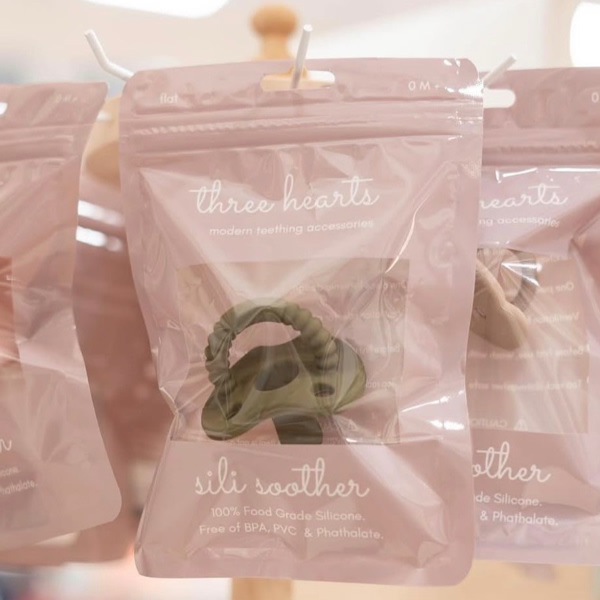 Three Hearts Sili Soother - Flat - Putty - Gimme the Good Stuff
