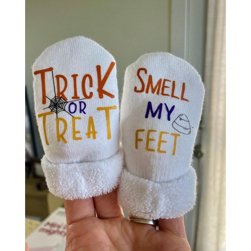Trick or Treat Smell My Feet, Halloween Socks, Baby Clothes, Baby Shower Gift, Unisex Baby Shower Gift, Baby Socks, Baby Gift, Gift for Baby
