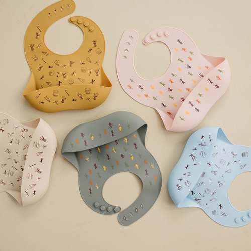 5 Piece Silicone Bibs Bundle