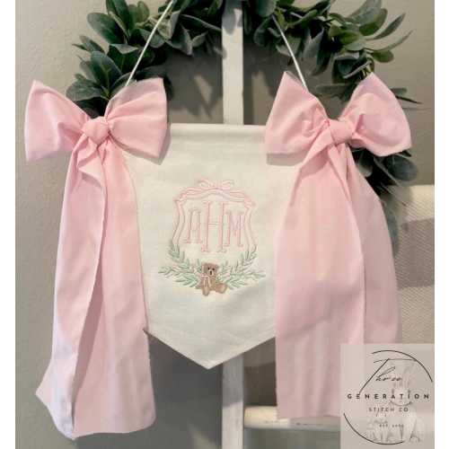 Custom Embroidered Baby Banner, Birth Announcement, Hospital Door Sign with bows, Baby Gift, Bassinet banner with crest & Teddy Bear