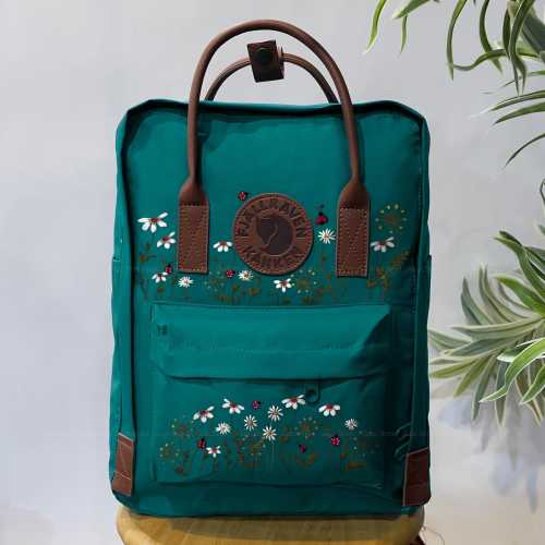 Custom Embroidered Fjallraven Kanken, Hand Embroidery Backpack, Daisy Embroidered Rucksack, Ladybug Shoulder Bag, Spring Flowers Embroidery