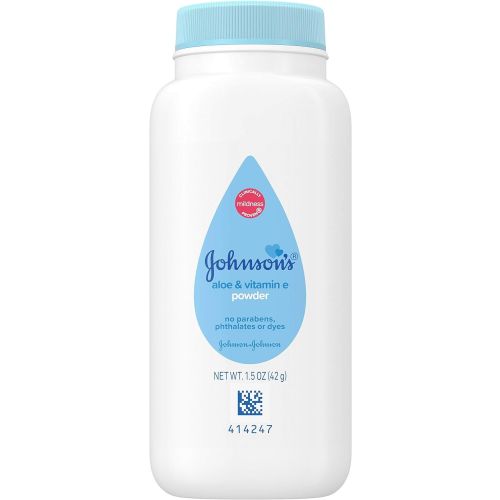 Johnson's Baby Naturally Derived Cornstarch Baby Powder Aloe & Vitamin E for Gentle Baby Skin Care, 1.5 oz