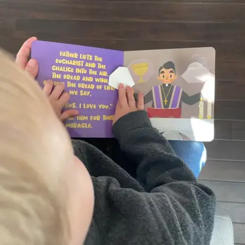 It's Time To Go To Church - A Lift-the-Flap Book for Little Hearts