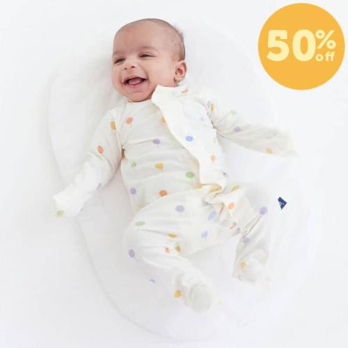 festive balloons CloudStretch™ magnetic footie – Magnetic Me