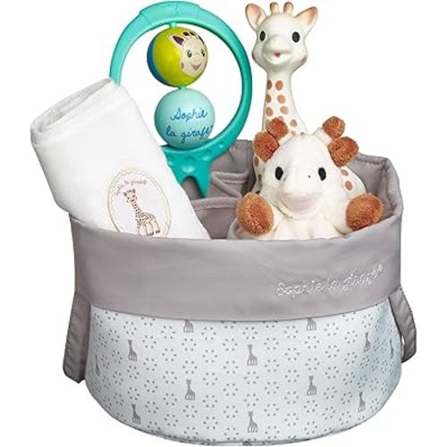 Sophie la girafe | Birth Basket | Includes a Basket with Handles, Sophie la girafe, Soft Comforter with Pacifier Holder, 100% Cotton Swaddle (70 cm x 70 cm) & a Swing Rattle