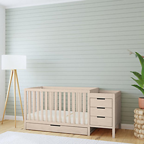 Carter's by Davinci Colby 4-in-1 Convertible Crib and Changer Combo