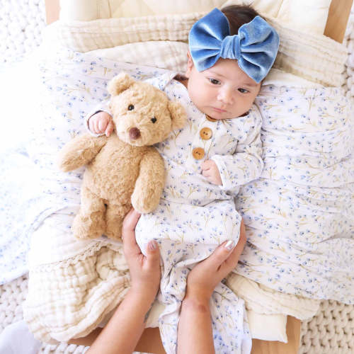 Blake's Blooms Bamboo Waffle Newborn Baby Knot Gown & Hat Set