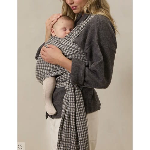 Stormy Houndstooth Wrap