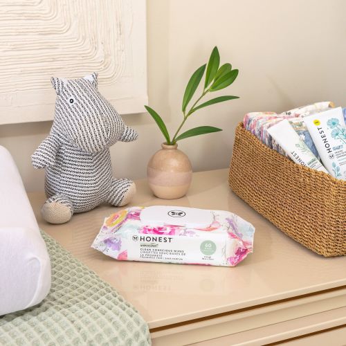 Baby Wipes: Unscented & Sensitive | Honest | Honest