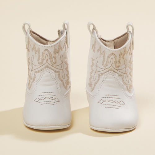 Jesse White Baby Cowboy Boots | Tullabee