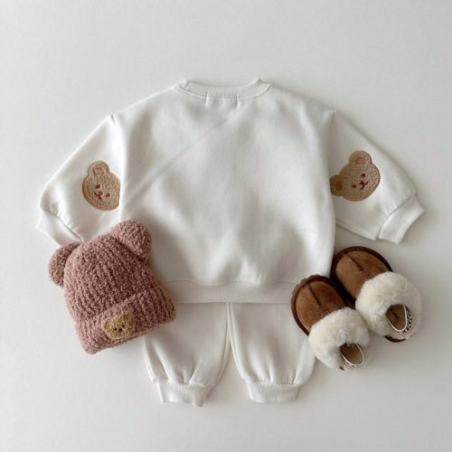 2pcs Baby Cotton Bear Pattern Solid Color Sweatshirt and Pants Set
