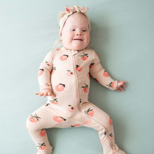 Zippered Footie in Peach