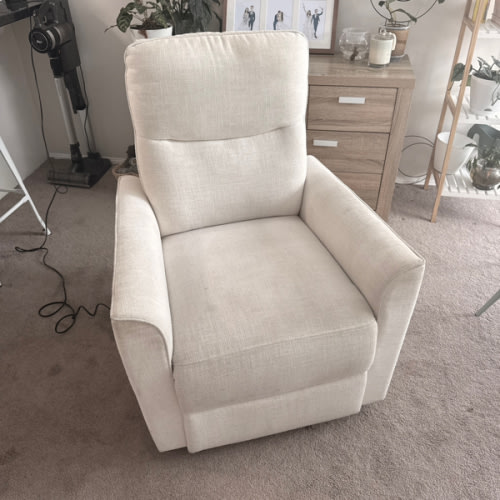 Chelsea Electric Glider Recliner Chair in Eggshell | iL Tutto