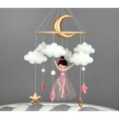 Ballerina baby mobile girl Ballerina nursery decor Ballet mobile Ballerina crib mobile Nursery mobile blush Felt hanging mobile