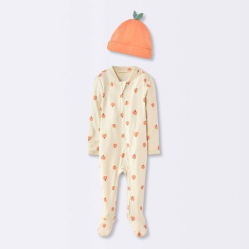 Baby Pumpkin Sleep N' Play with Hat - Cloud Island™ Cream Newborn