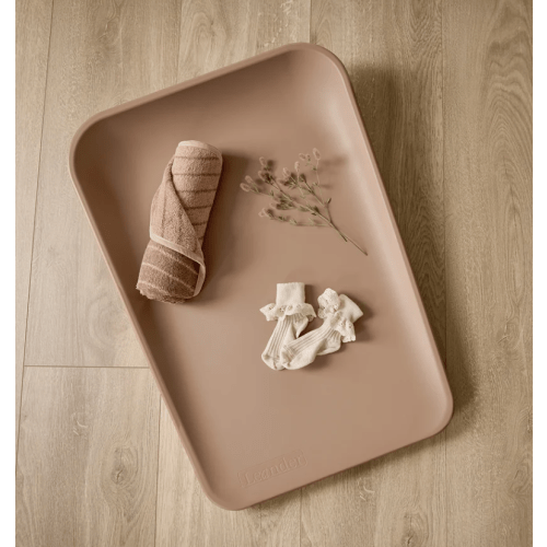 LEANDER Matty Changer - Clay
