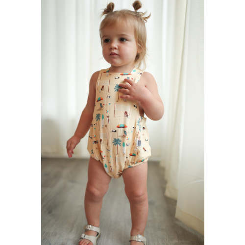 Beach Dogs Bamboo Sun Bubble with Adjustable Straps