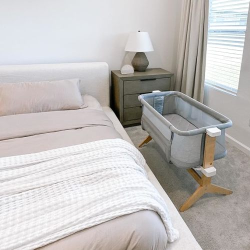 Newton Baby Bassinet & Bedside Sleeper with Mattress & Sheet - Ultra-Breathable & Completely Washable, Removable Dual-Layer Cover | Wood Frame | Adjustable Height & Infant Access Opening