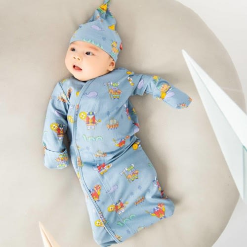 it takes a pillage magnetic cozy sleeper gown + hat set