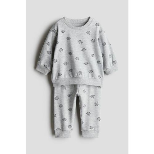 2-PIECE SWEATSUIT