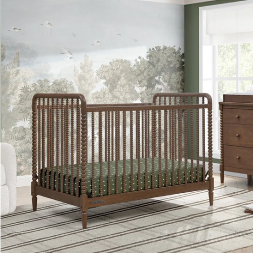 Saint 4-in-1 Convertible Crib