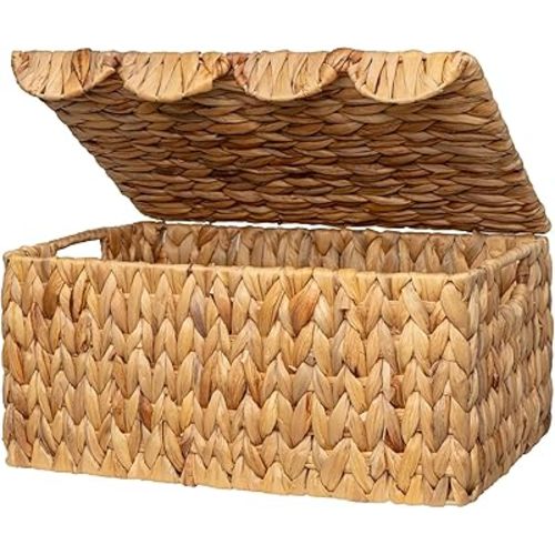 StorageWorks Wicker Basket with Scalloped Edge Lid, Water Hyacinth Basket with Built-in Handles, Handwoven Wicker Box for Bathroom, Living Room, 15" L x 11 ¼" W x 7" H