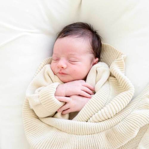 Knit Blanket With Ruffle | Sand