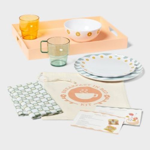 Kids' 8pc Breakfast in Bed Dinnerware Set - Pillowfort™