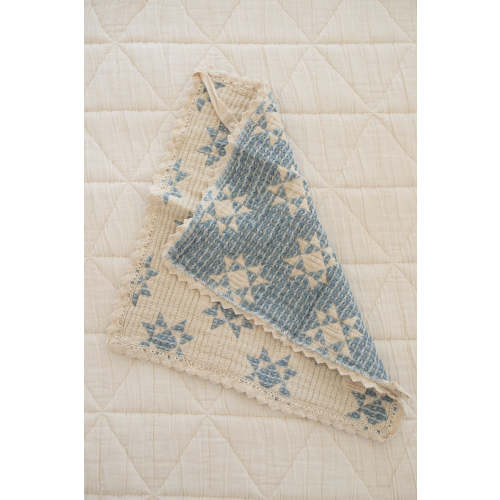 star quilt lovie - sky