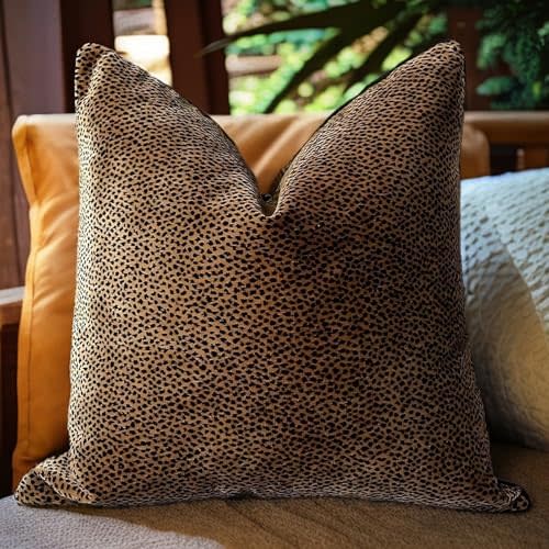 1pc luxury palace royal contemporary pillow cover, Leopard dot black and tan animal pattern single-sided high-precision jacquard velvet cutting process with zipper 18 x 18 inches (no pillow core)