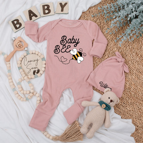 Baby Bee Baby Bodysuit and Hat Set, Little Bee Baby Outfit, Minimalist Baby Clothes, Going Home Outfit, Pregnancy Reveal, Announcement Gift