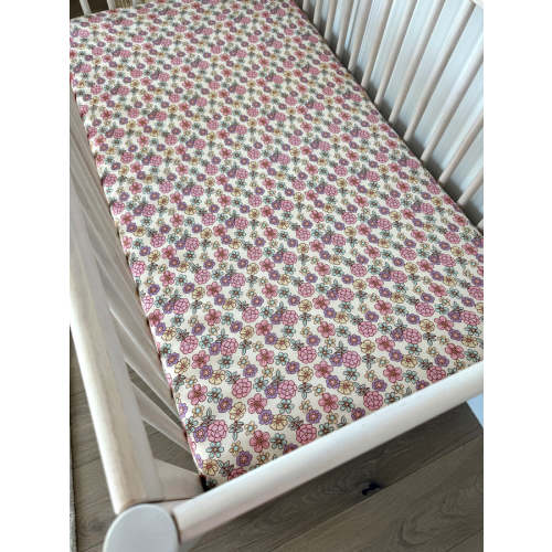 Amelia Bow Crib Sheet – In my Jammers