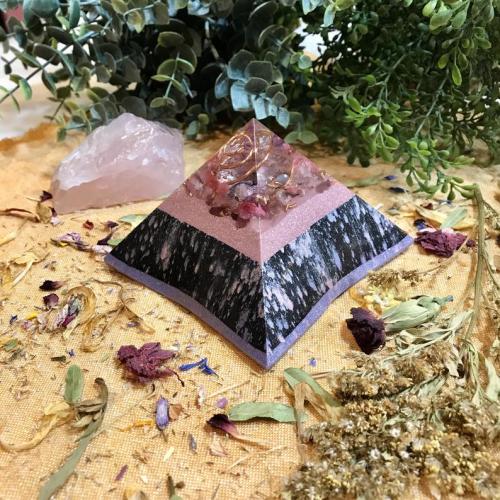 Mini Layered Orgonite Pyramid