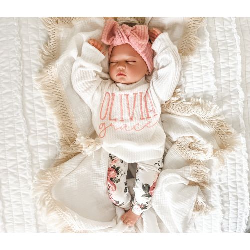 Handmade Baby Girl Outfit / Oversized Sweater Ivory Waffle / Baby Girl Gift / Newborn coming home outfit / Embroidered Sweater