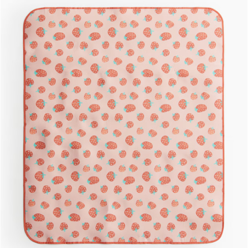 PATTERNED PICNIC BLANKET