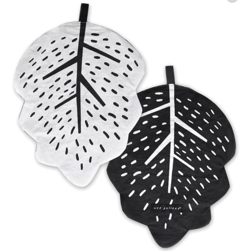 Wee Gallery Leaf Crinkle Toy – The Natural Baby Company