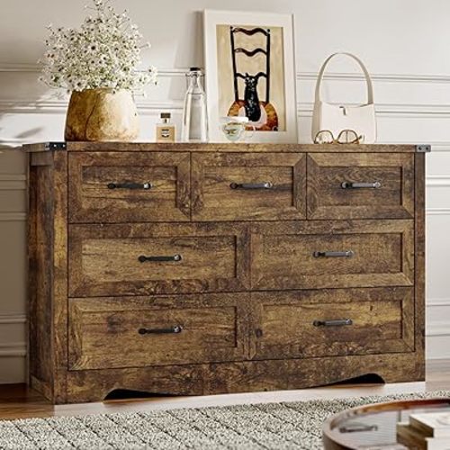 BORNOON 7-Drawer Dresser for Bedroom, Modern Wooden Chest of Drawers with Metal Handles, Anti-Tipping Design, Sturdy and Stable Storage Organizer for Living Room, Entryway, Home Office