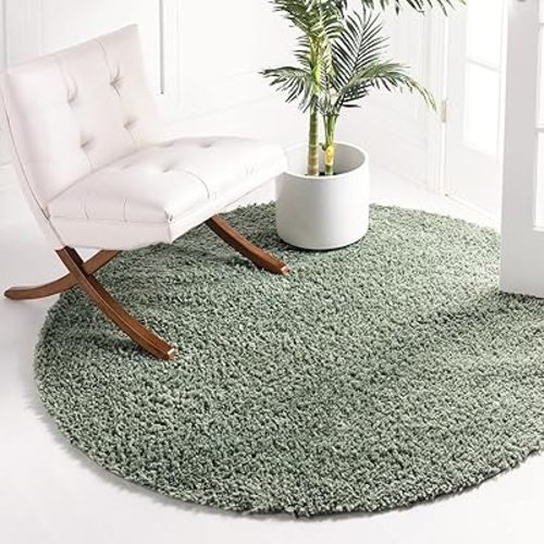 Rugs.com Zermatt Shag Collection Rug – 5' Round Sage Shag Rug Perfect for Kitchens, Dining Rooms