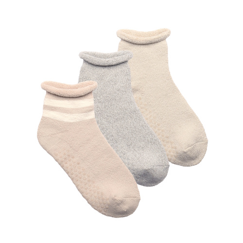 Joyspun Women's Full Terry Roll Ankle Socks with Grippers, 3-Pack, Shoe Sizes 4-10