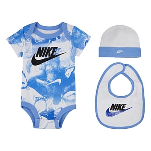 Nike® 3-Piece Capsule Connect Set in Football GreyNike® 3-Piece Capsule Connect Set in Football Grey
