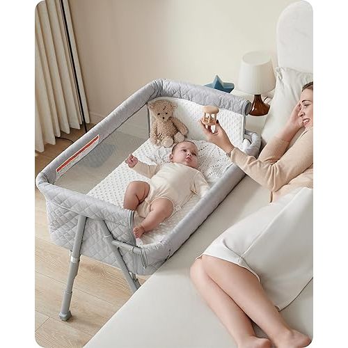 BEKA Bassinet Bedside Sleeper for Baby, 2 in 1 Baby Crib for Newborn, Bedside Bassinet with 4 Auto-Lock Wheels & Adjustable Height, Breathable Mesh Sides & Soft Mattress