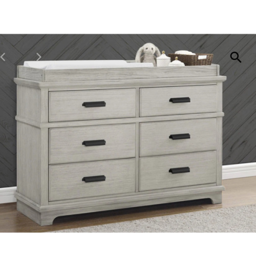 Delta Children- Asher 6 Drawer Dresser with Changing Top